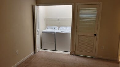 1252 Frost Pl in Harrisonburg, VA - Building Photo - Building Photo