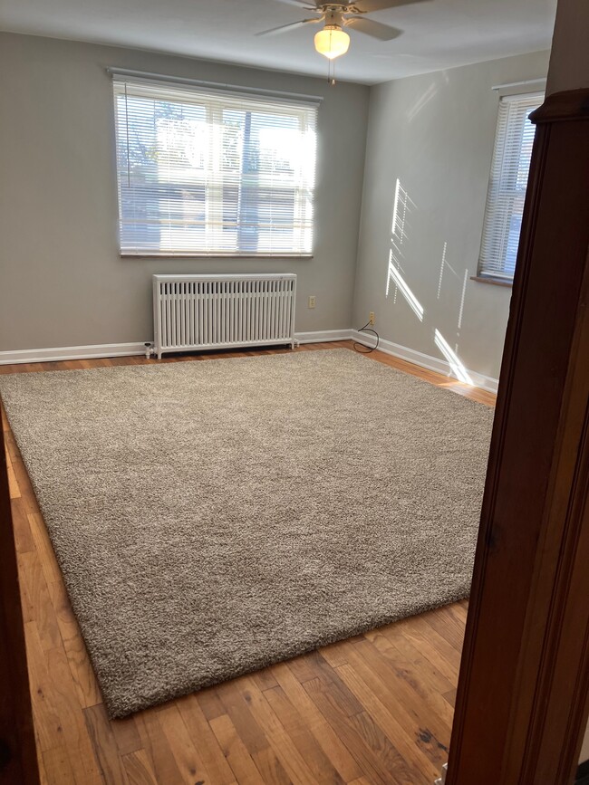 4324 Schenck Ave, Unit #6 in Cincinnati, OH - Foto de edificio - Building Photo