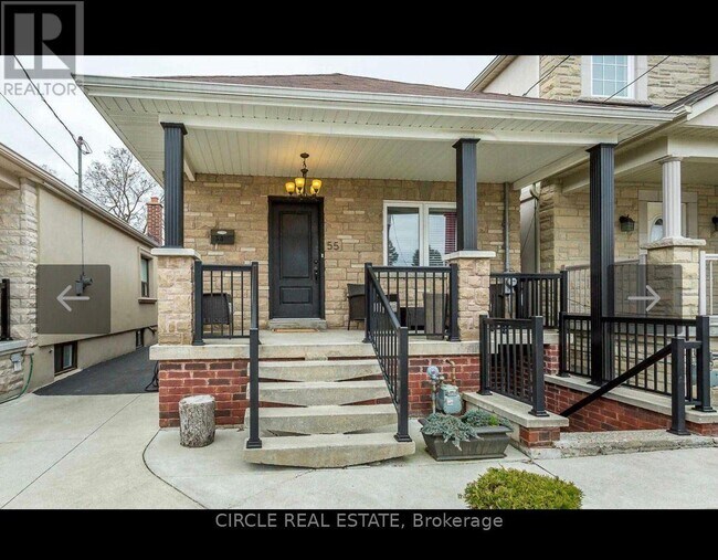 55 Westbury Crescent in Toronto, ON - Building Photo - Building Photo