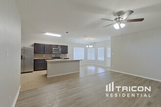 8200 Sambar Deer Dr in Fort Worth, TX - Building Photo - Building Photo