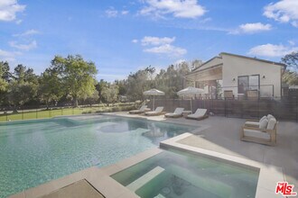 1754 Lechusa Rd in Malibu, CA - Building Photo - Building Photo