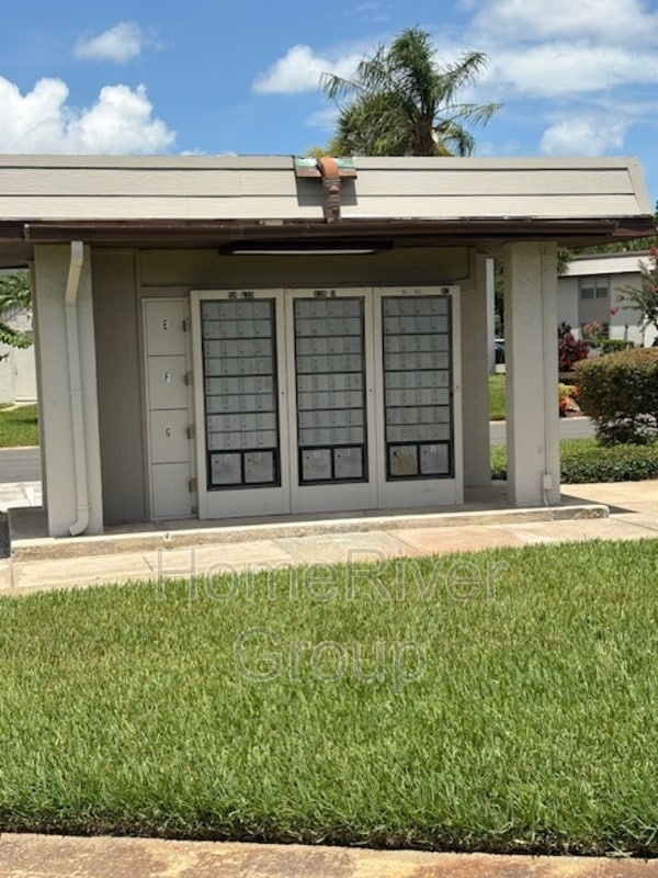 property at 67 Windtree Ln