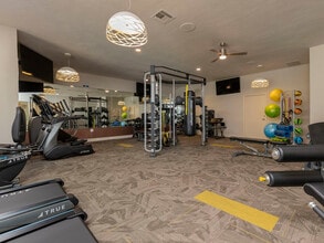 Cobblestone in Gainesville, FL - Building Photo - Building Photo