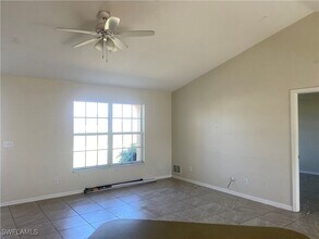 2516 NW 14th Pl in Cape Coral, FL - Building Photo - Building Photo