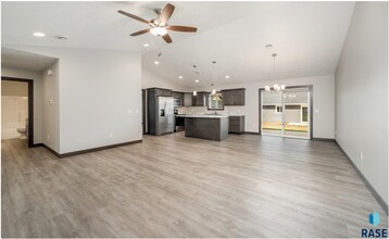 4612 W 34th St N in Sioux Falls, SD - Building Photo - Building Photo