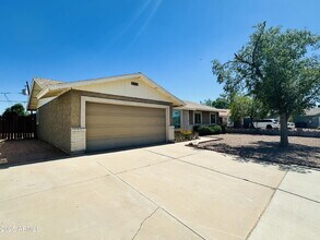 1803 N Cheri Lynn Dr in Chandler, AZ - Building Photo - Building Photo