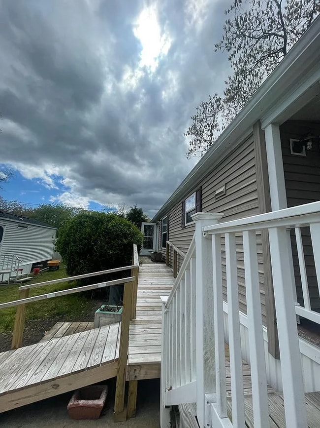 property at 37 Hubbard Ave