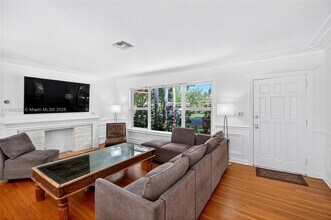 839 NE 97th St in Miami Shores, FL - Building Photo - Building Photo