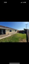 1019 W Arbutus St in Compton, CA - Building Photo - Building Photo