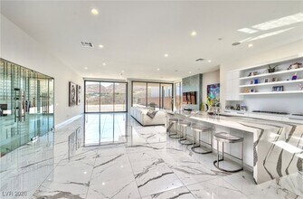 702 Blackrock Rim Dr in Henderson, NV - Foto de edificio - Building Photo