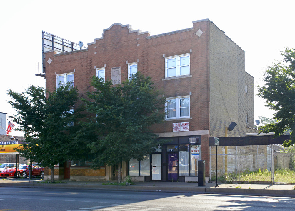 3121-3123 N Cicero Ave in Chicago, IL - Building Photo