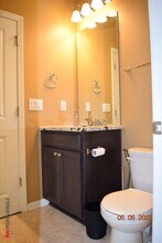 49603 Shoreline Dr in Canton Township, MI - Building Photo - Building Photo