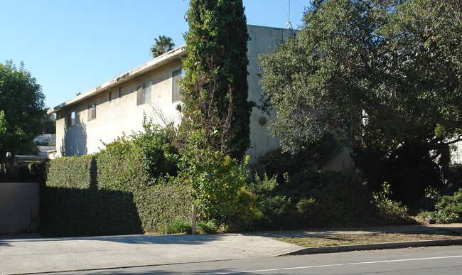 79 Allen Ave in Pasadena, CA - Building Photo - Building Photo