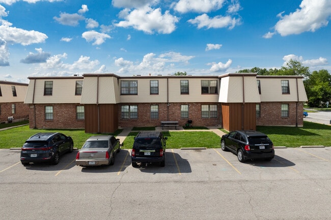 The Villas in Arnold, MO - Building Photo - Building Photo