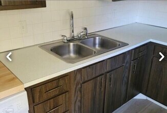 1535 Hiram Ave, Unit 4 in Niles, OH - Building Photo - Building Photo