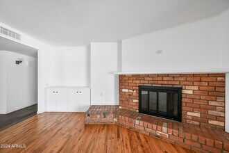 530 E Fairmont Dr in Tempe, AZ - Building Photo - Building Photo