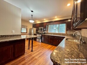 183 Cottage Park Rd, Unit 3 in Winthrop, MA - Building Photo - Building Photo