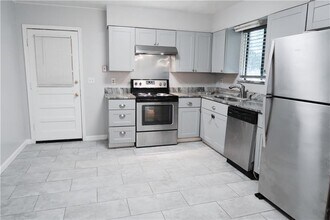2894 Sawgrass Trail SW in Lilburn, GA - Building Photo - Building Photo