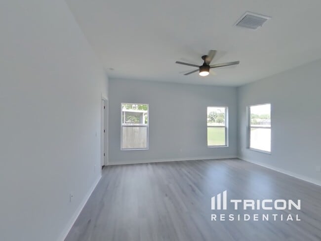 504 Magnolia Pointe Ct in Seffner, FL - Building Photo - Building Photo