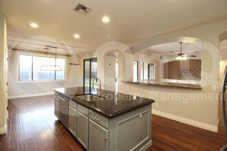 453 E Frances Ln in Gilbert, AZ - Building Photo - Building Photo