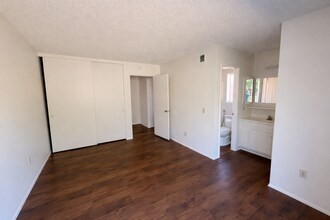 6124 Dracaena Ct in San Diego, CA - Building Photo - Building Photo