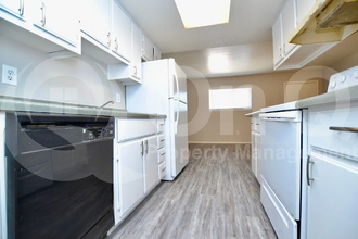 3004 E Waltann Ln in Phoenix, AZ - Building Photo - Building Photo