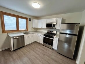 1218 Oakland Terrace Rd in Arbutus, MD - Building Photo - Building Photo