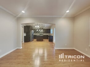 6600 Covington Commons Dr in Charlotte, NC - Foto de edificio - Building Photo