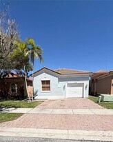 2120 NE 37th Rd in Homestead, FL - Building Photo
