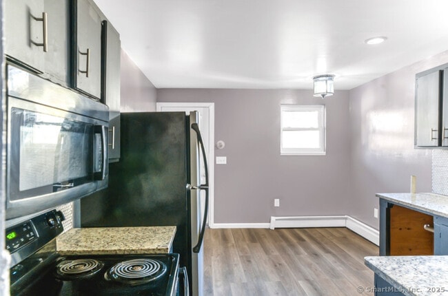 22 Wyman St in Waterbury, CT - Building Photo - Building Photo
