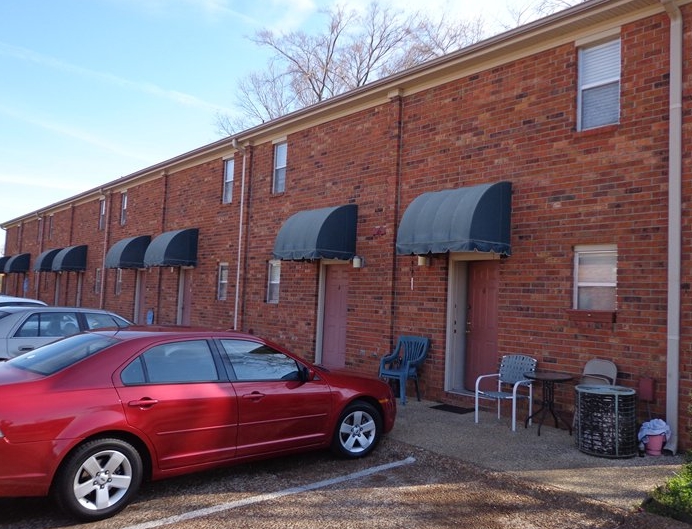 Madison Square Townhomes in Florence, AL - Foto de edificio