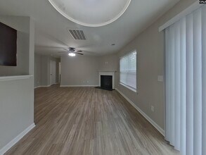 750 Chariot Way in Hopkins, SC - Building Photo - Building Photo