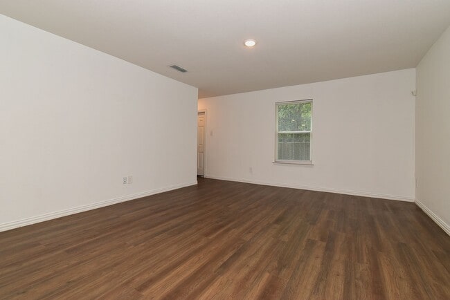 4115 Pickett St in Greenville, TX - Building Photo - Building Photo