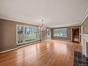 3781 Lincoln Rd in Bloomfield Hills, MI - Foto de edificio - Building Photo