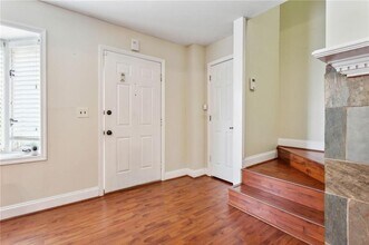 102 Holcomb Ferry Rd in Roswell, GA - Building Photo - Building Photo