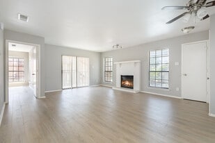 932 Turtle Cv, Unit 256 in Irving, TX - Building Photo