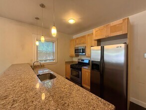 6 Giles Park, Unit 1 in Somerville, MA - Building Photo - Building Photo