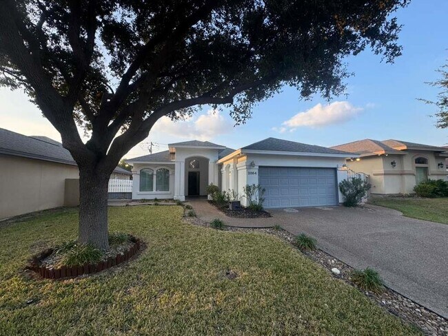 2064 Lima Loop in Laredo, TX - Building Photo - Building Photo