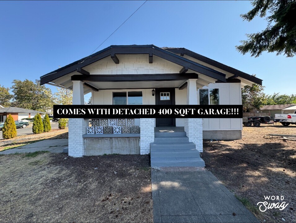 2442 N Perry St in Spokane, WA - Building Photo