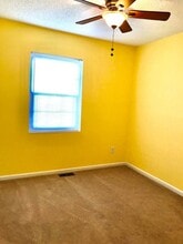 1104 Clear Springs Rd in Virginia Beach, VA - Foto de edificio - Building Photo