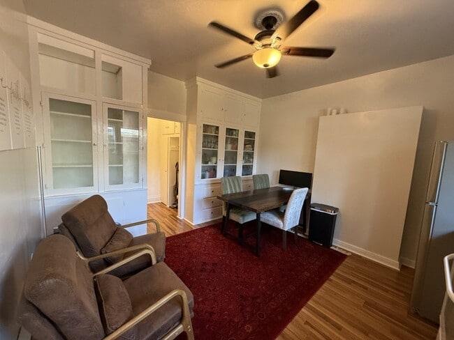 property at 1222 Windsor St