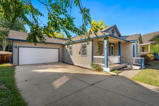 27 Arancia Dr in Fort Collins, CO - Foto de edificio - Building Photo