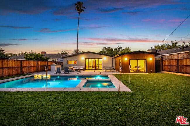 property at 13542 Valleyheart Dr N