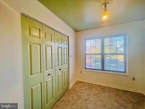 6502 Home Water Ct in Glen Burnie, MD - Foto de edificio - Building Photo