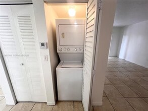 17602 NW 25th Ave in Miami Gardens, FL - Building Photo - Building Photo