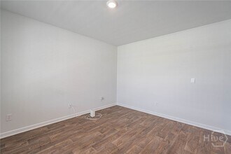 1004 Bergamot Rd in Bloomingdale, GA - Building Photo - Building Photo