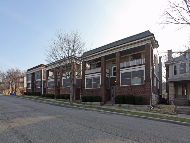 4005-4007 Kenwood Ave in Kansas City, MO - Building Photo - Building Photo