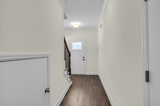 5563 Stream Ln in Chattanooga, TN - Building Photo - Building Photo