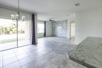 1219 SW Patricia Ave in Port St. Lucie, FL - Building Photo - Building Photo
