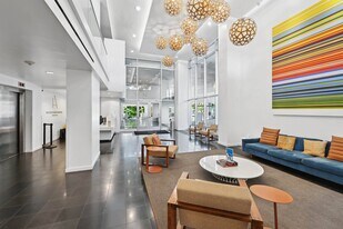 Hollywood Ardmore in Los Angeles, CA - Building Photo